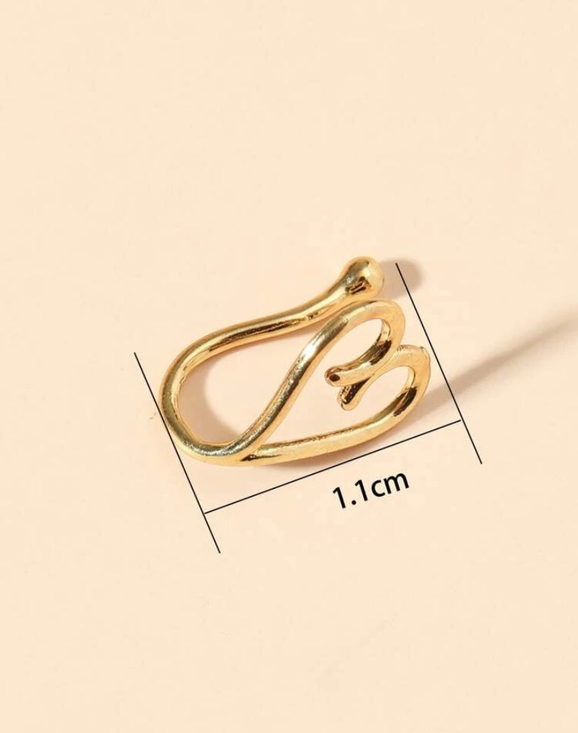 Gold heart shaped nose cuff