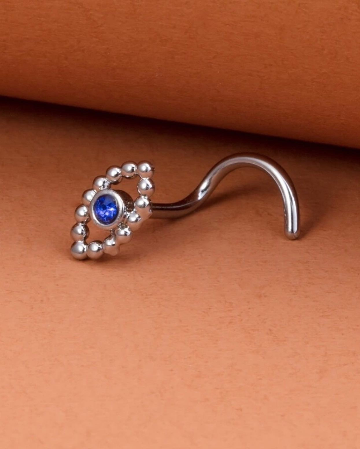 Gold/Silver eye nose stud